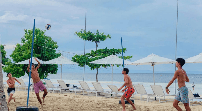 beach volleyball